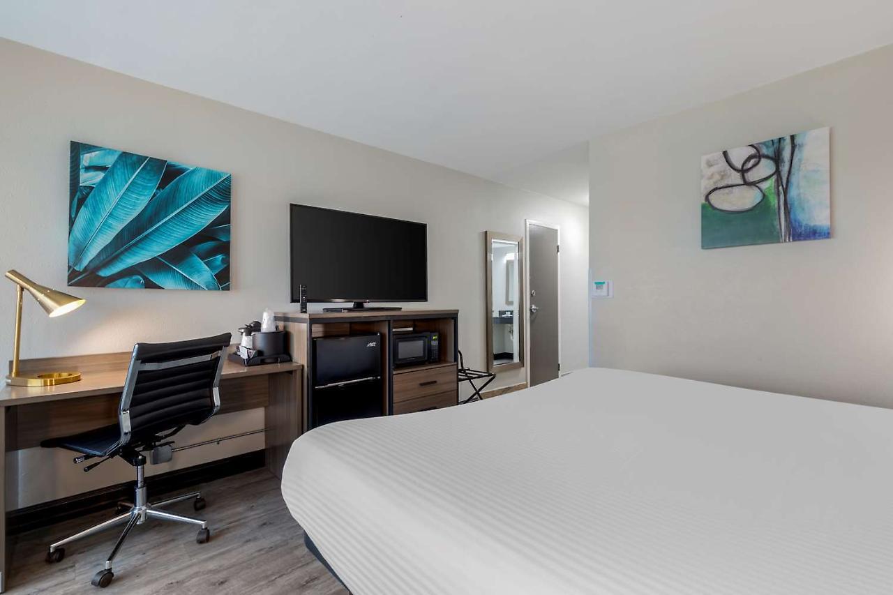 Best Western Corpus Christi Airport Hotel Exterior photo