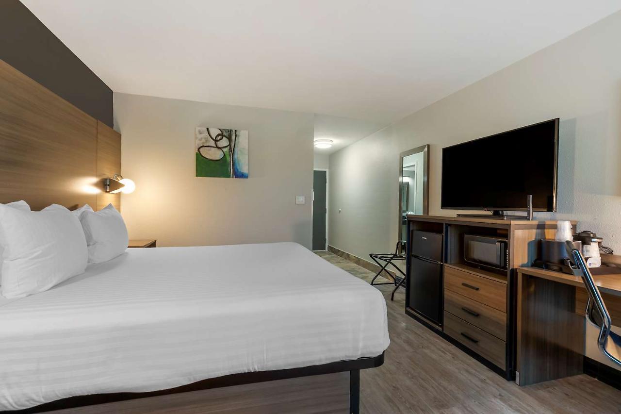 Best Western Corpus Christi Airport Hotel Exterior photo