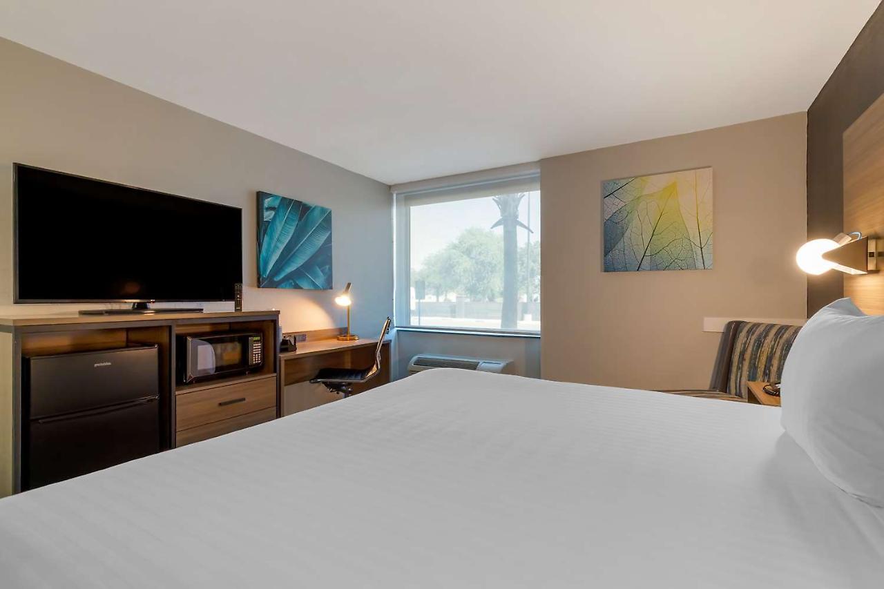 Best Western Corpus Christi Airport Hotel Exterior photo